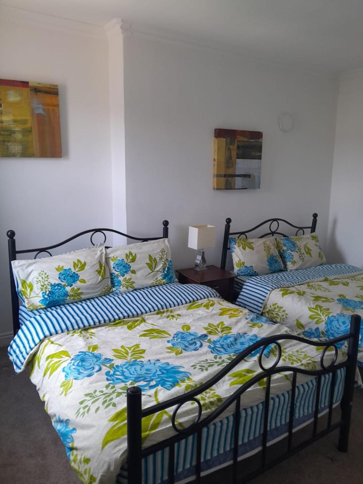 Guest house Monarch House Manchester